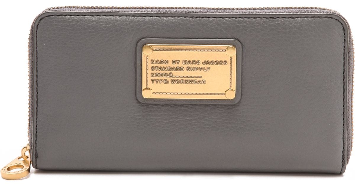 marc jacobs zippy wallet