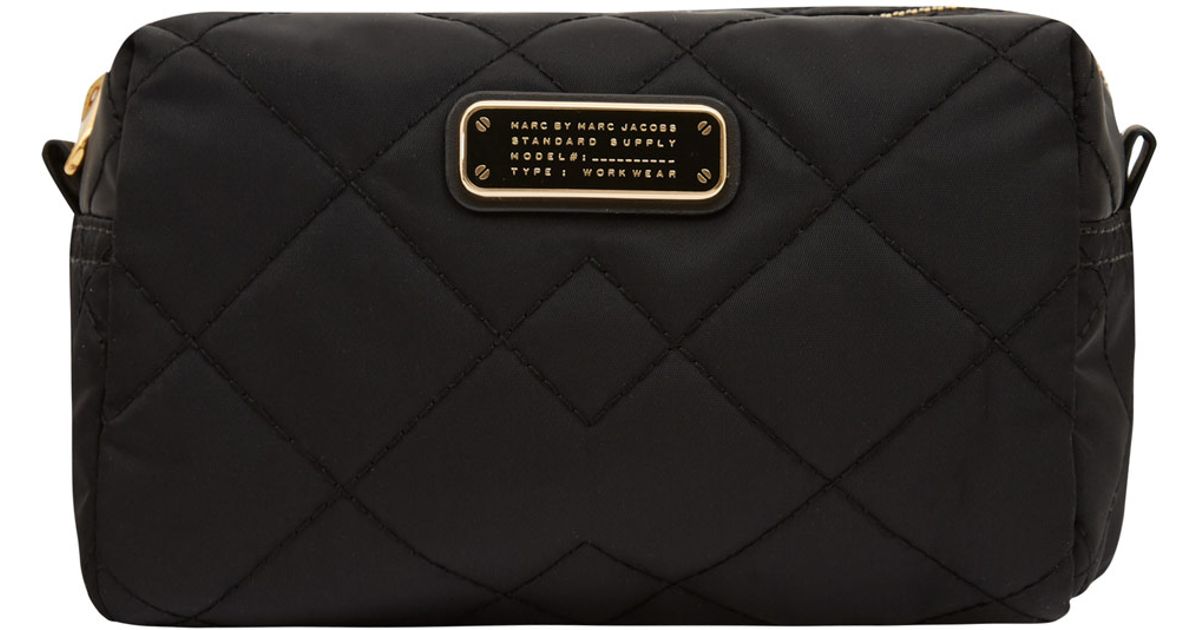 Marc By Jacobs Large Black Crosby Quilted Cosmetic Bag In Marc By Jacobs Large Black Crosby Quilted Cosmetic Bag In Lyst