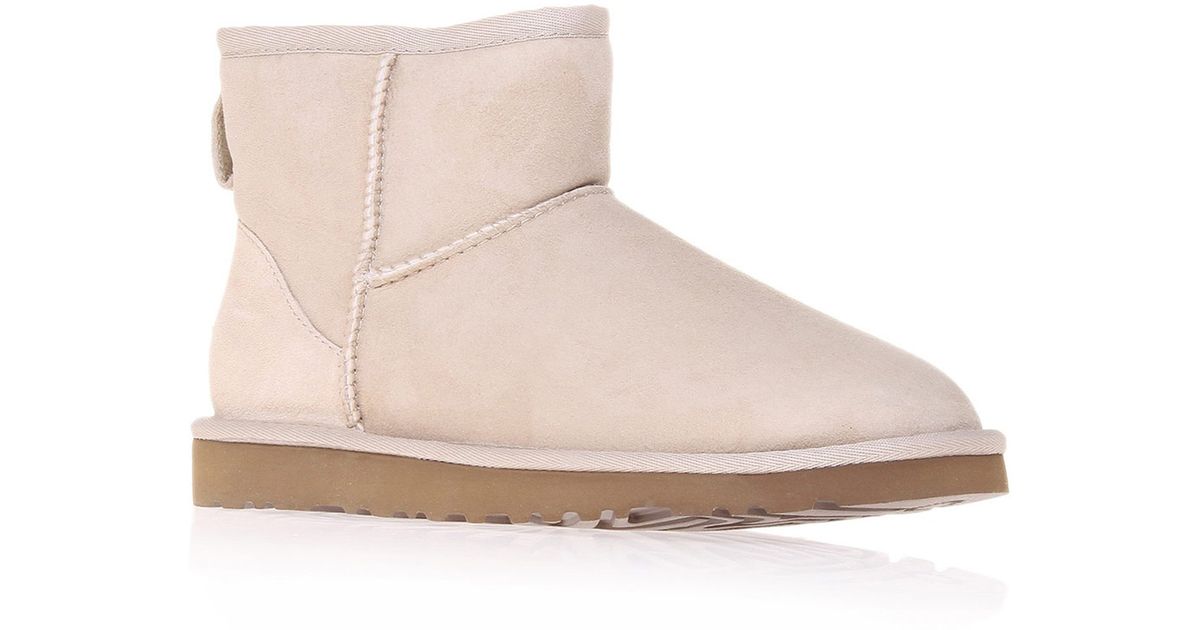 uggs mini beige uggs mini beige