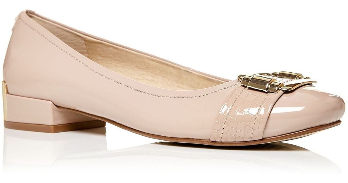 low heels court shoes