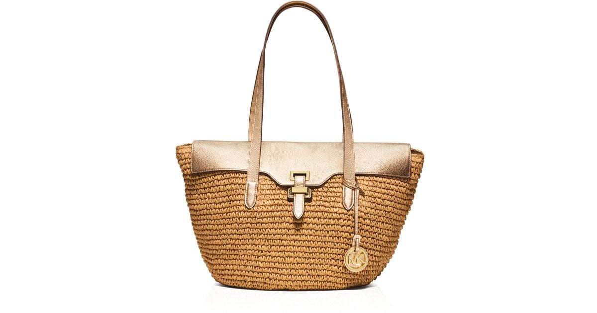Today's Best VUDU Deals Saks Online Store - Shop Designer Shoes, Designer Handbags, Women's, Men's and Kids Apparel, Home and Gifts. Find Gucci, Prada, Juicy Couture, Christian Louboutin, Jimmy Choo, Burberry, and more at jedemipan.tk