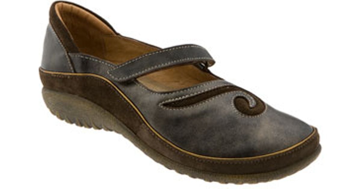 Naot 'matai' Mary Jane in Black (BLACK PEARL LEATHER) | Lyst