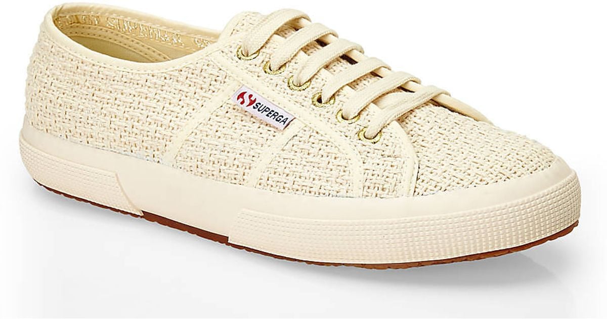 Lyst Superga Ivory Crochet Scarpe da Ginnastica in bianca Lyst Superga Ivory da Crochet Scarpe da Ivory Ginnastica in bianca 1220d2