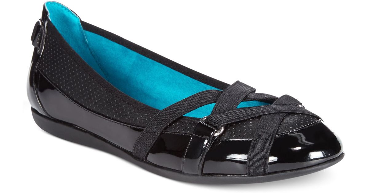 adrienne vittadini flats