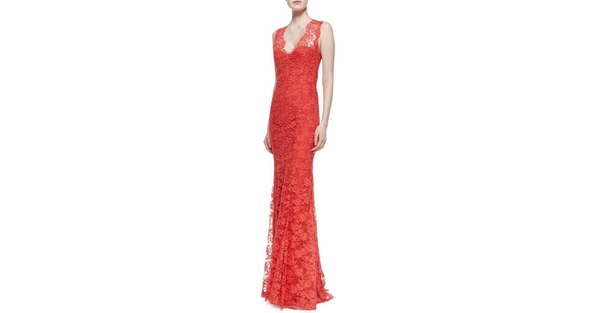 monique lhuillier red gown