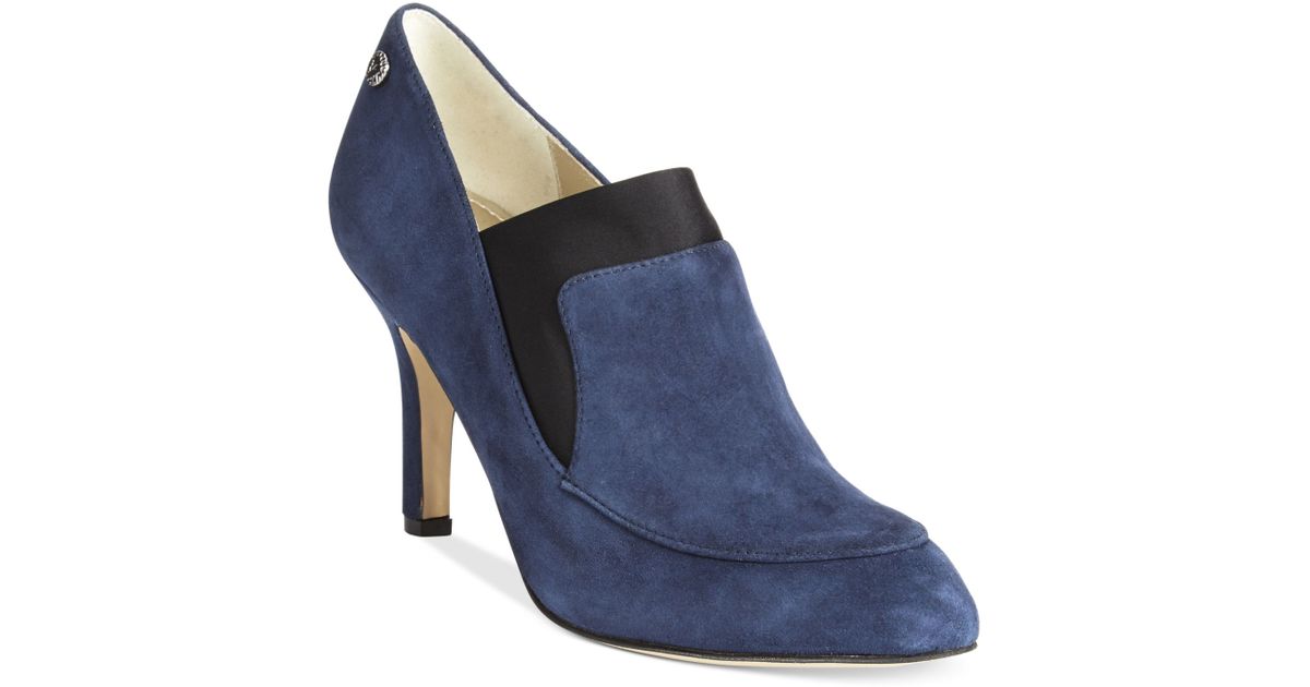 Anne Klein Breslin Shooties In Blue Navyblack Lyst 4238