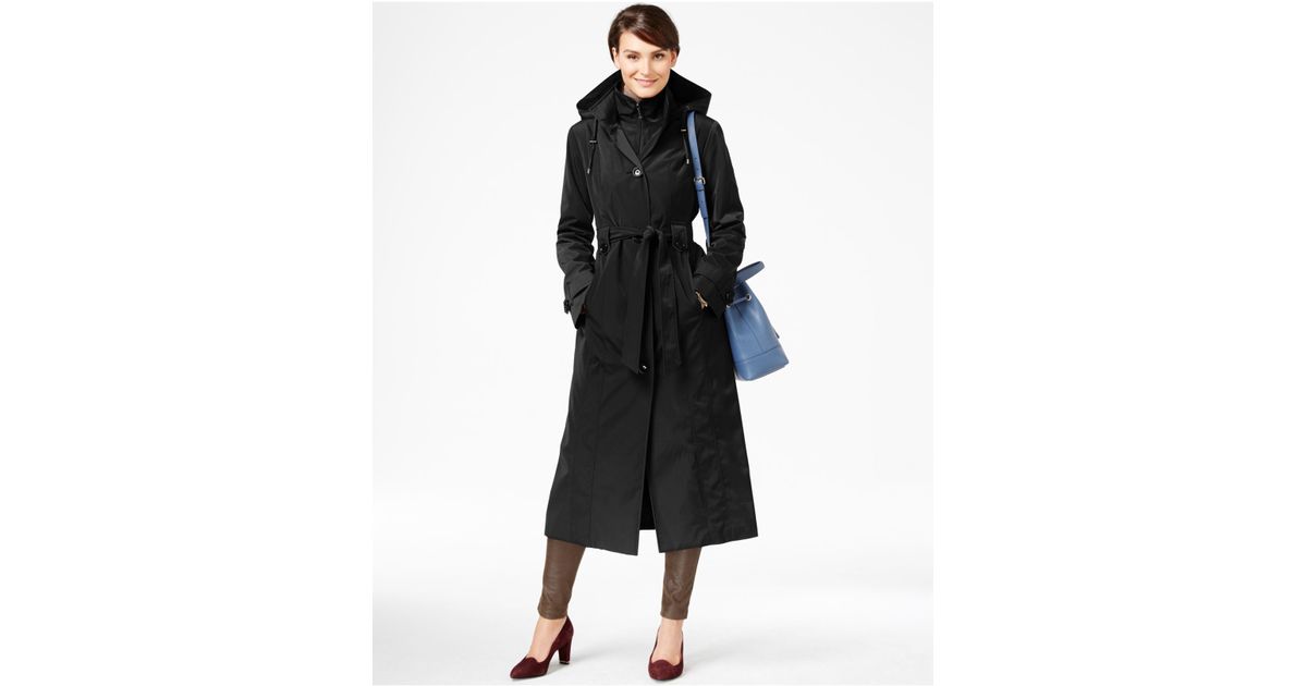 London Fog Short Trench Coat With Scarf In Natural Lyst London Fog Women S Dark Truffle Belted Trench Coat Final