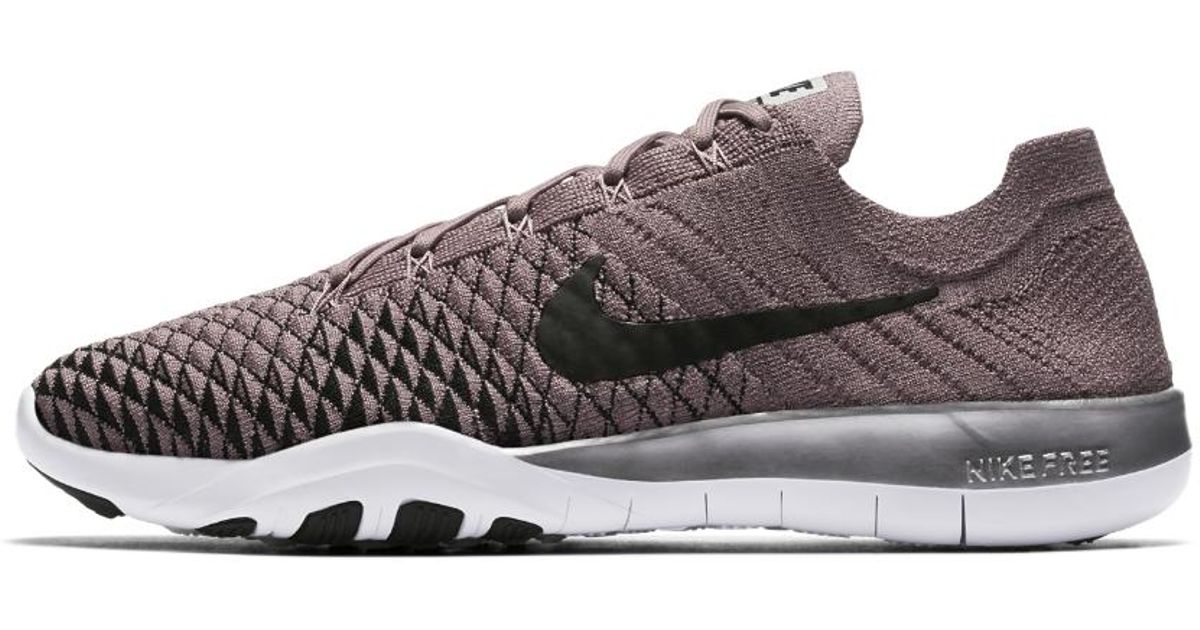 nike free tr flyknit 2 chrome blush women's training shoe nike free tr flyknit 2 chrome blush women's training shoe