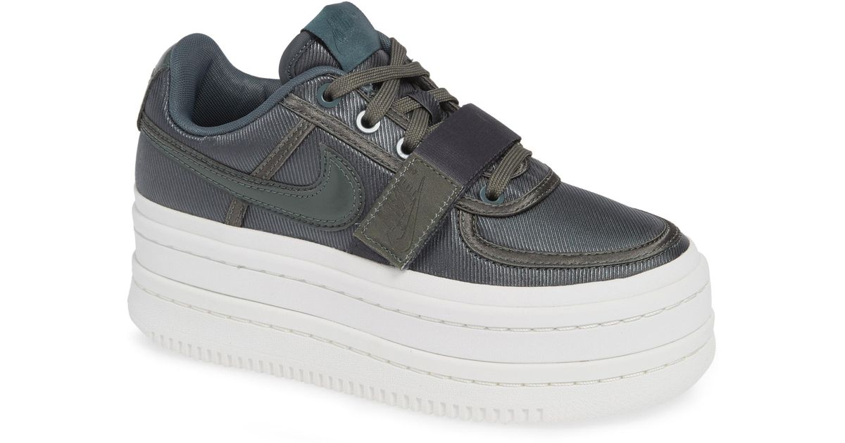 vandal 2k lx platform sneaker