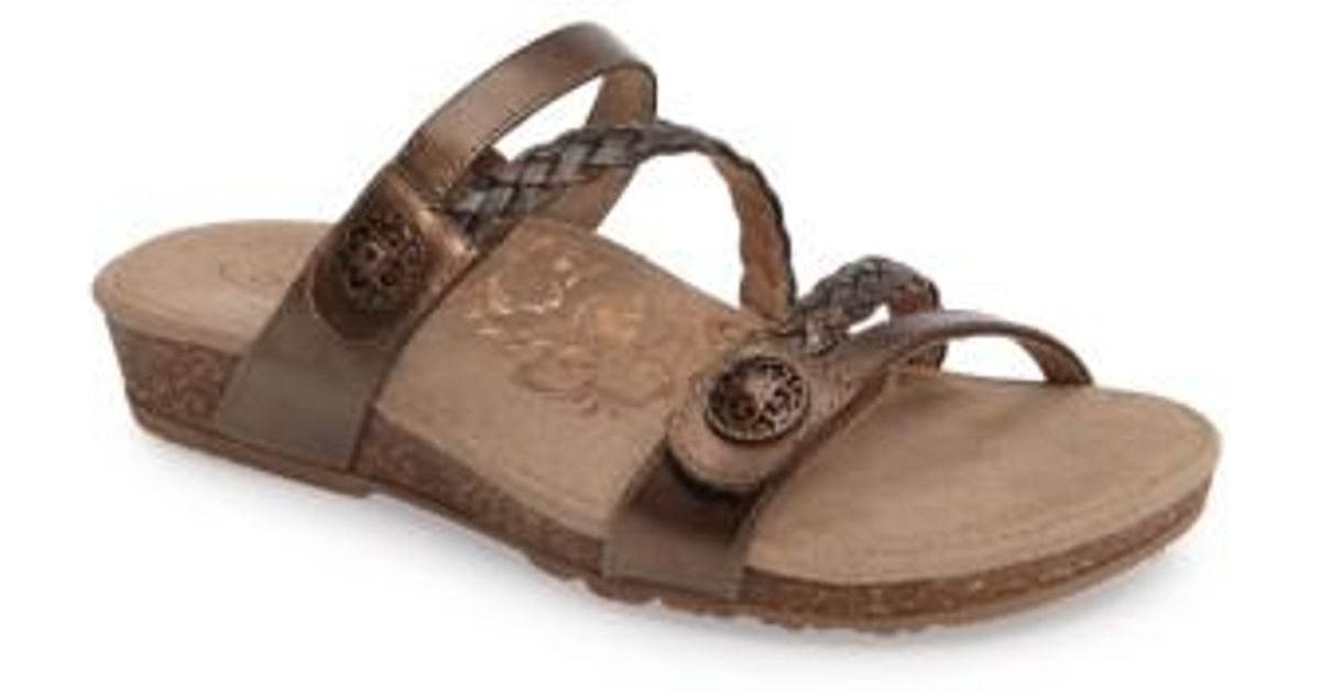 aetrex janey braided slide