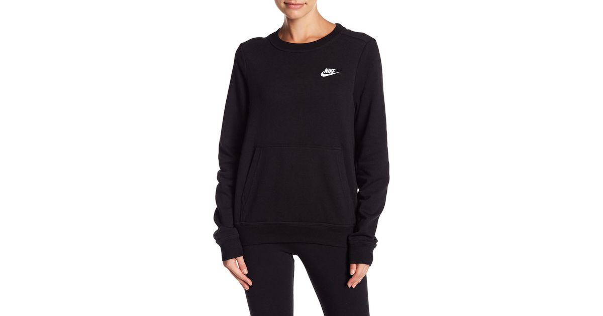 nike crew neck with pocket