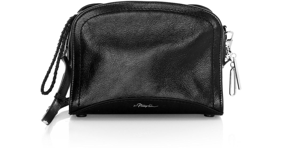 black rectangle shoulder bag