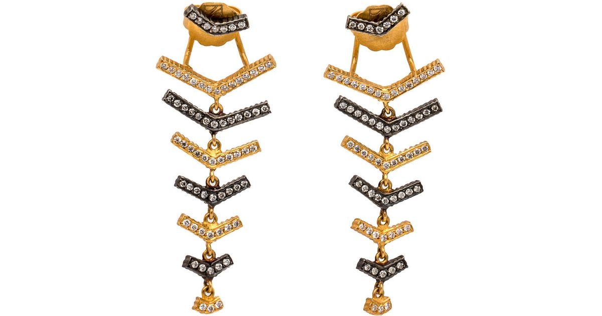 Lyst Yossi Harari Lilah Stick Fishbone Earrings In Metallic