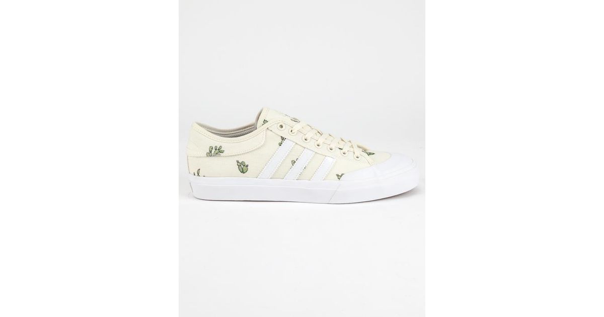Adidas Matchcourt Shoes vita Adidas Matchcourt Shoes vita