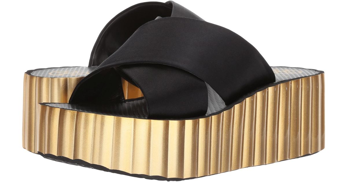 tory burch scallop wedge
