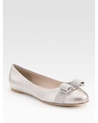 Ferragamo | Metallic Pressed Suede Bow Ballet Flats | Lyst