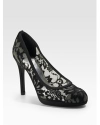 Stuart Weitzman | Black Satin Lace Pumps | Lyst