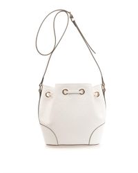 Lyst - Gucci Diamanteeffect Leather Bucket Bag in White