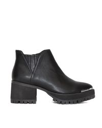 Pixie Market - Black Yru Wolf Pointed Ankle Boots - Lyst