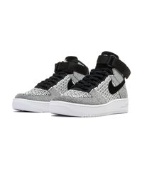 lyst nike air force 1 ultra flyknit metà nero / bianco 817420 011 lyst nike air force 1 ultra flyknit metà nero / bianco 817420 011