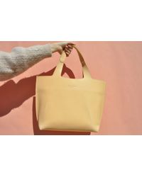 Chlo Isa Natural Woven Tote in Beige (Natural) | Lyst