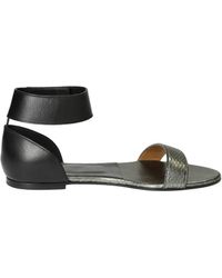 Lyst - Chloé Double Strap Point-toe Leather Flats in Black