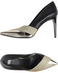 versace jeans couture pumps