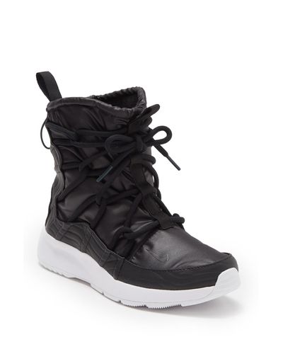 nike tanjun high rise boot