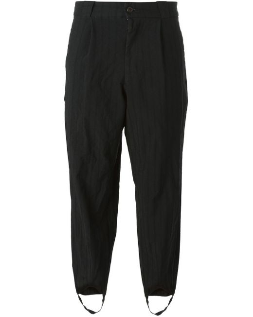 Comme des garçons Foot-Strap Cropped Pants in Black | Lyst