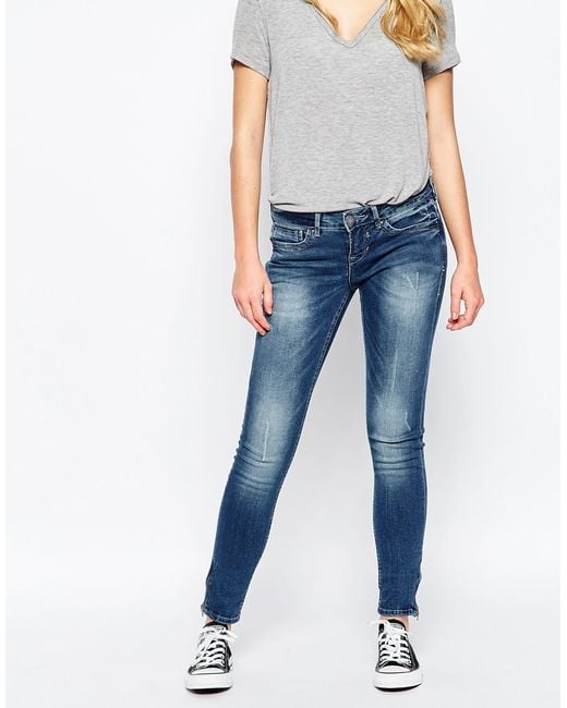 Blend she Glow Gully Jeans in Blue (Mediumlightdenim) - Save 61% | Lyst