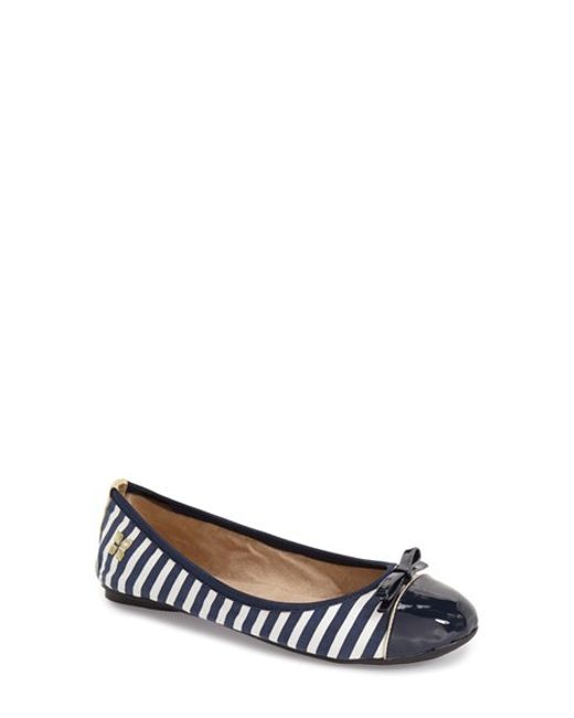 Butterfly twists Foldable Striped Ballet Flats in Blue (NAVY/ WHITE) | Lyst
