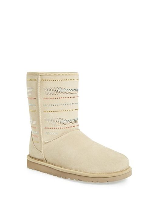 ugg classic short beige ugg classic short beige
