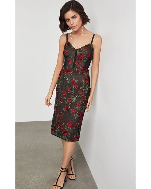 BCBGMAXAZRIA Embroidered Rose Sheath Dress in Black - Lyst