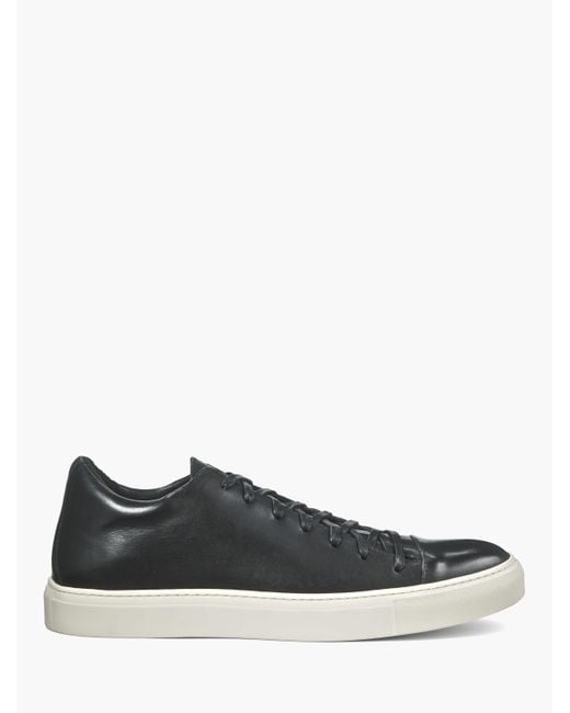 reed low top sneaker