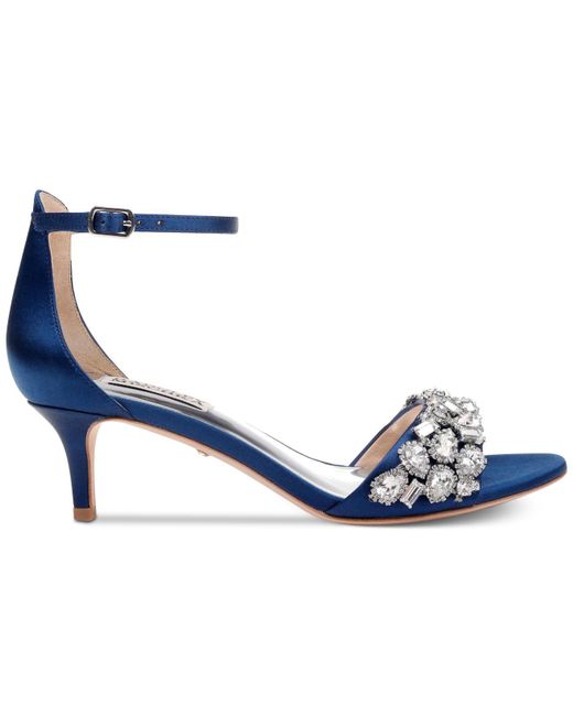 badgley mischka lara evening shoes