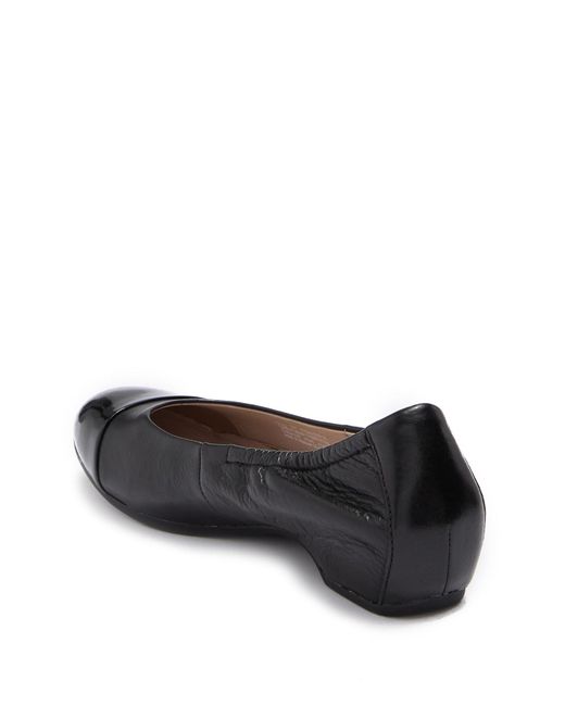 Dansko Women/'s Lisanne Ballet Flat