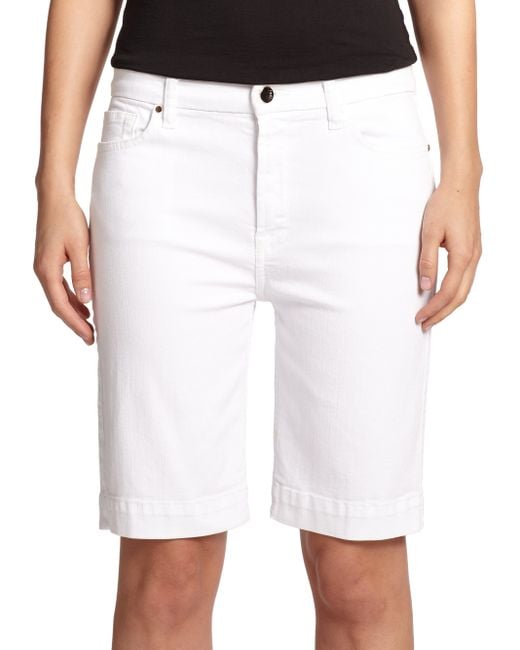 Jen7 Bermuda Shorts In White Lyst