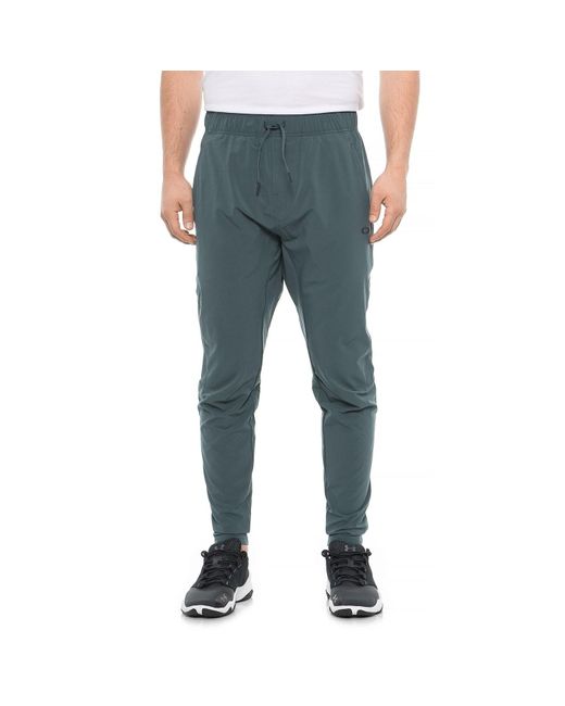 oakley jogging pants