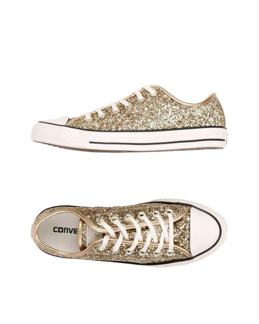 converse low top sneakers