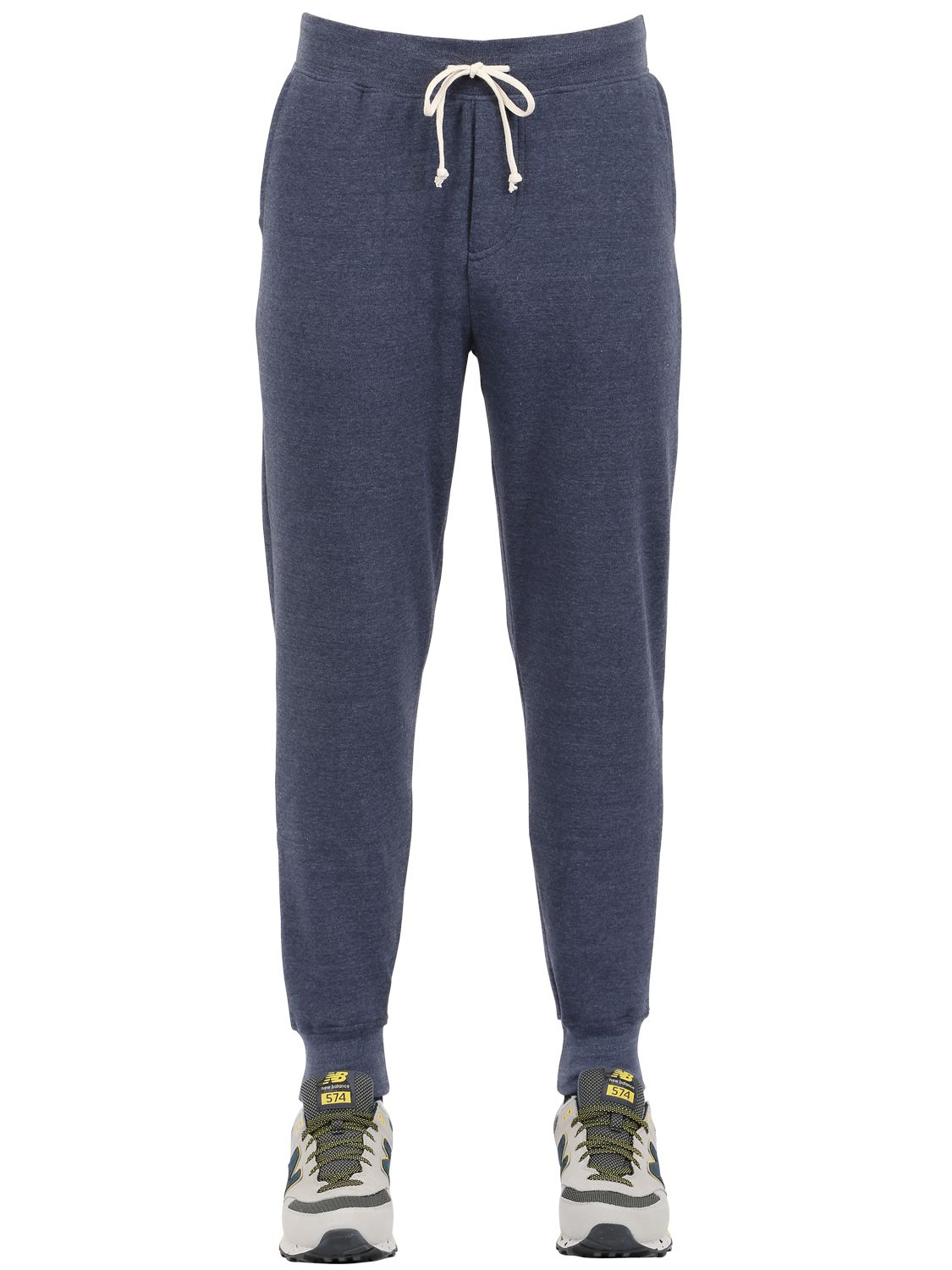 Raglan tees for all Our classic, cozy PJ pants are recast in a new feminine flannel, a lustrous iteration made from sublime organic pima cotton. The silhouette is just what you want: slightly tapered legs, pull-on style with drawstring; and the prints are equally dreamy.