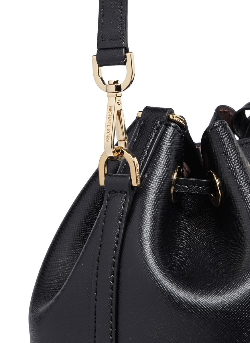 Michael Kors Black Bucket Handbags | semashow.com
