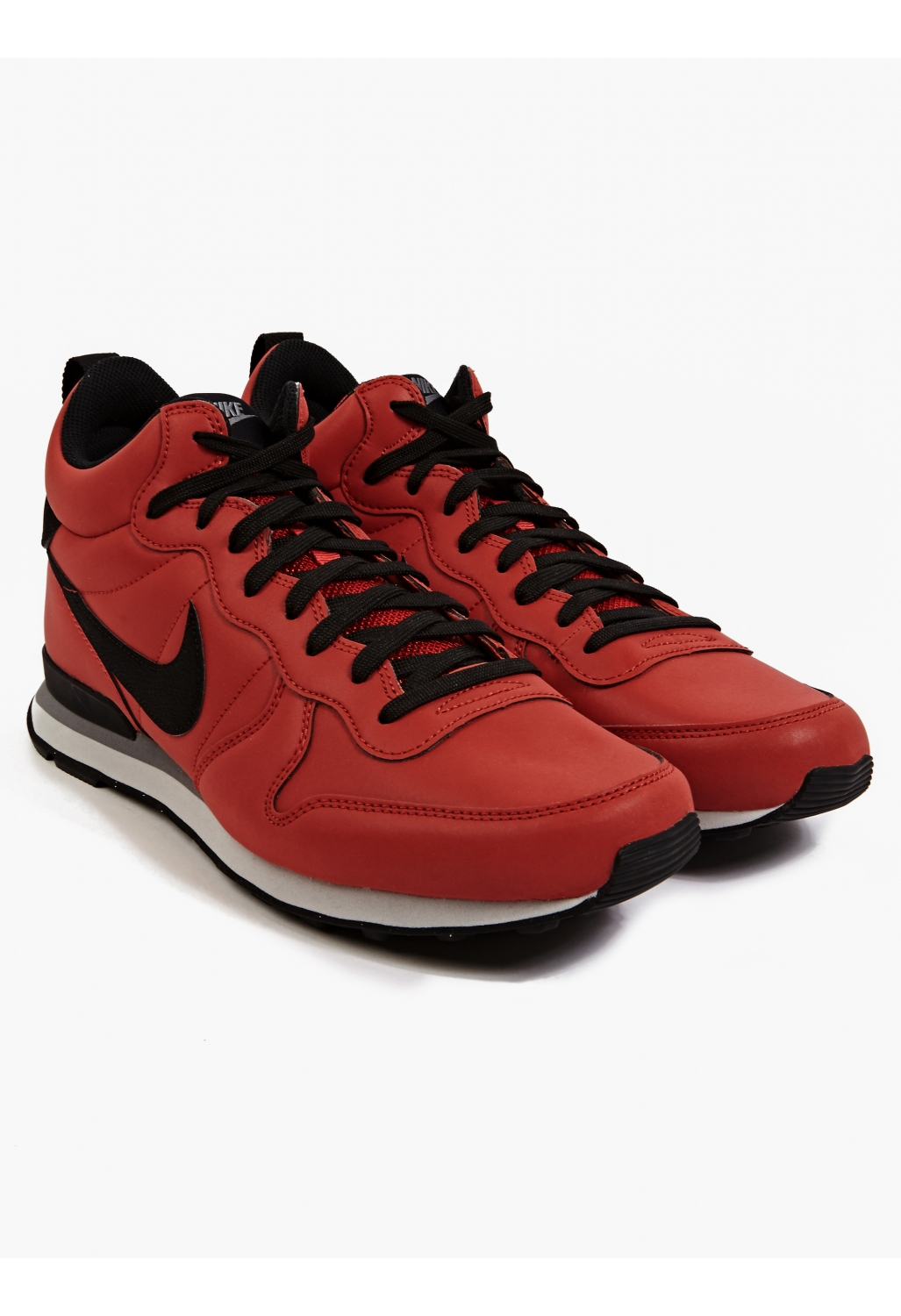 red nike training shoes