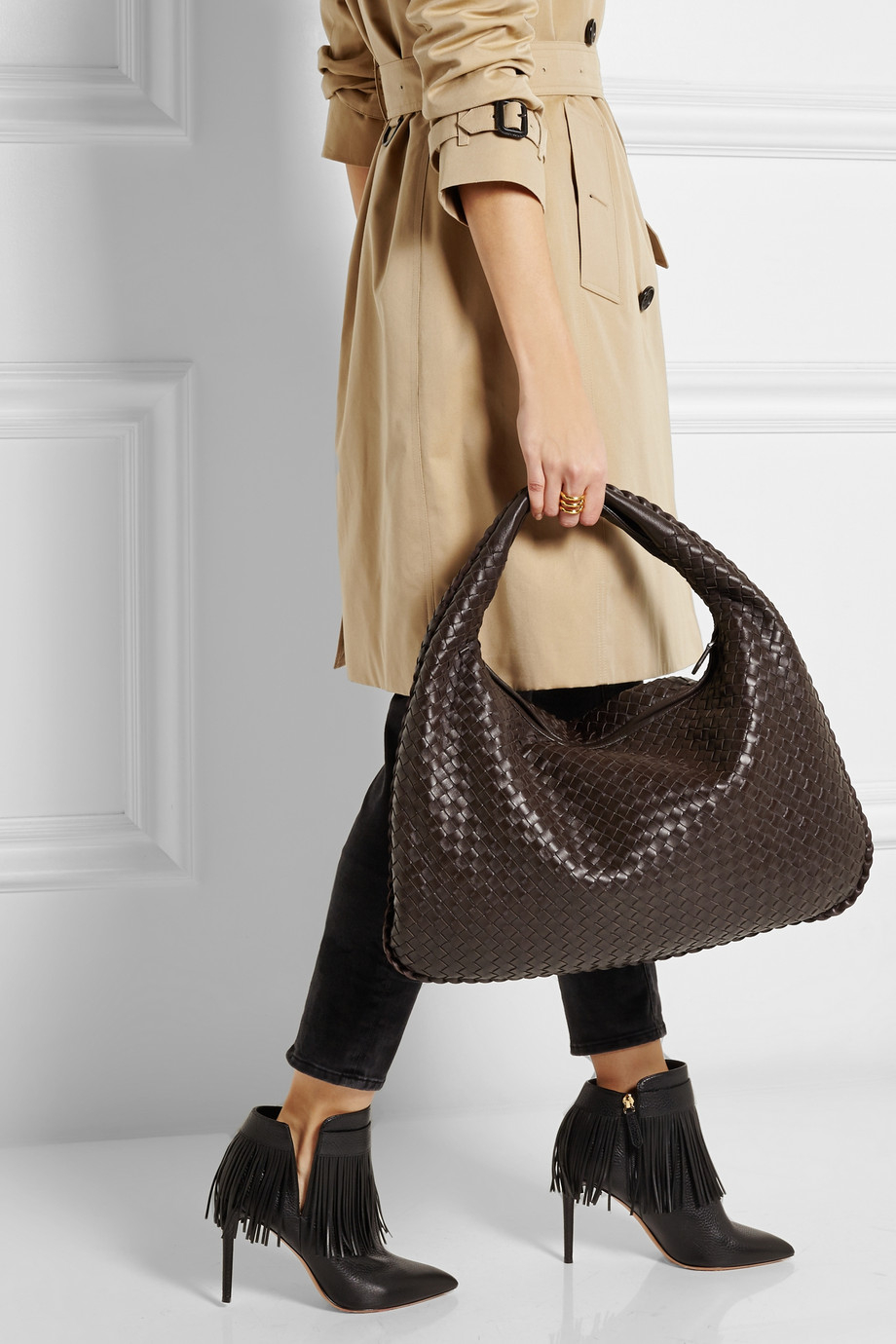 Bottega veneta Large Veneta Intrecciato Leather Shoulder Bag in Brown