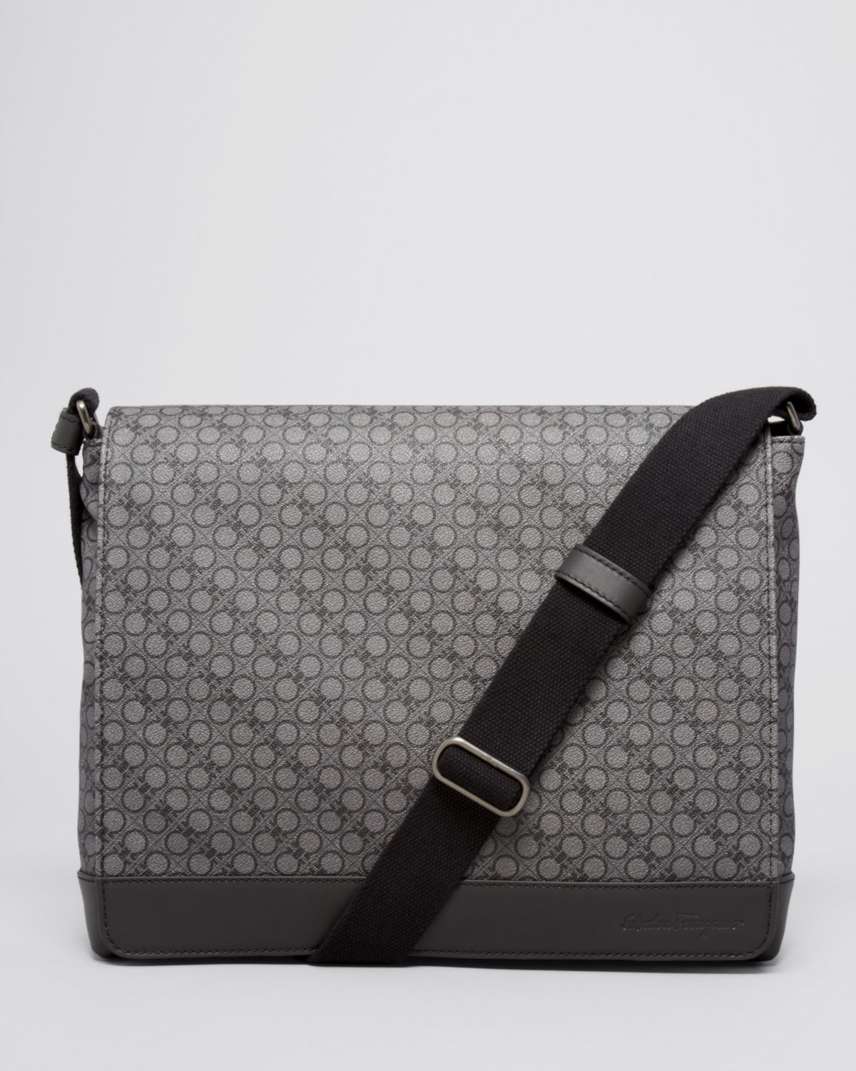 Lyst Ferragamo Gancio Textured Leather Messenger Bag In Black For Men Gallery