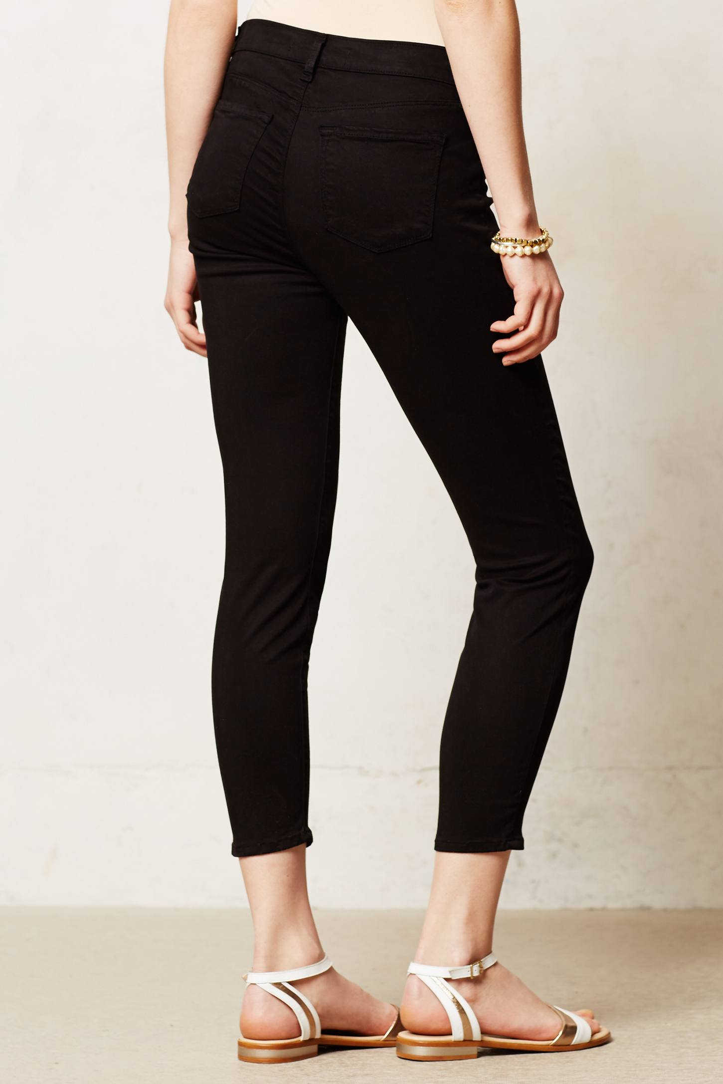 Lyst J brand 835 Sateen Capri Jeans in Black