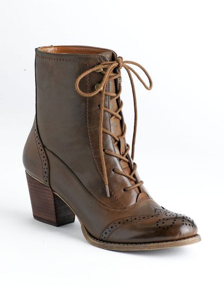 Nine West Coastgard Oxford Ankle Boots in Brown | Lyst