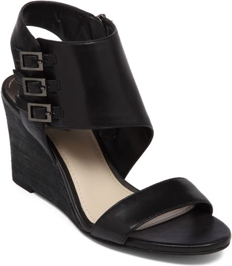 Vince Camuto Lyssia Wedge Sandals in Black | Lyst