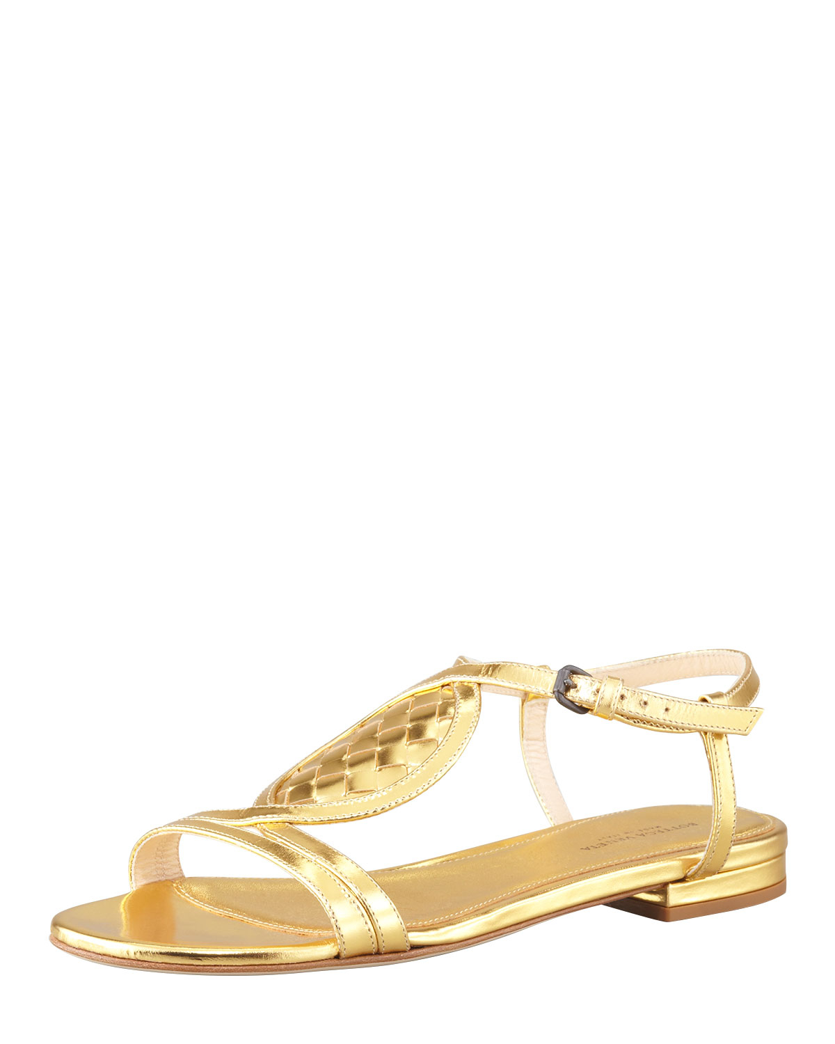 Bottega veneta Metallic Woven Leather Thong Sandal in Gold (SAVANA) | Lyst