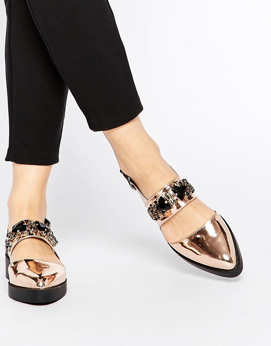 23 Elegant Flat Shoes For Summer For You This Spring 