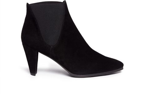 Stuart Weitzman 'Scoop' Suede Chelsea Boots in Black | Lyst